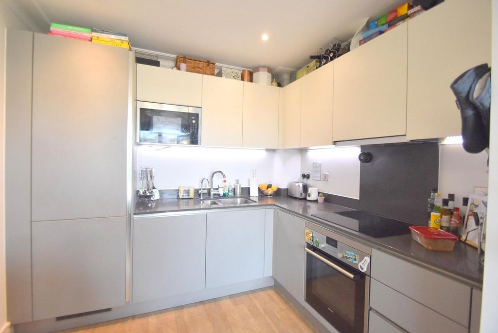 Property photo 1 of 8 Picture No. 06