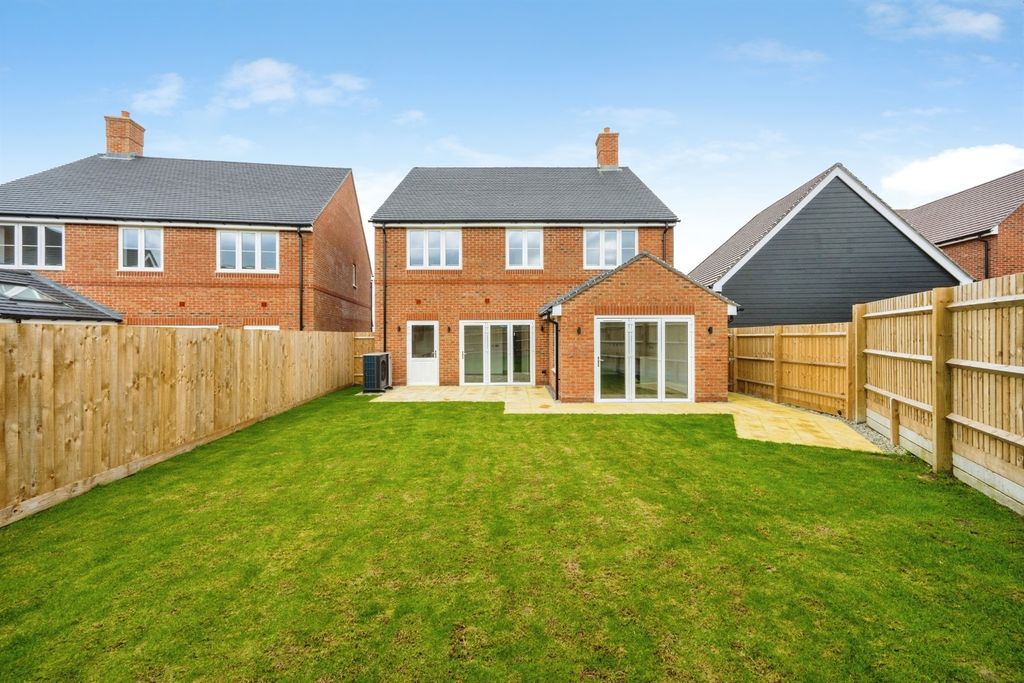 Property photo 2 of 7