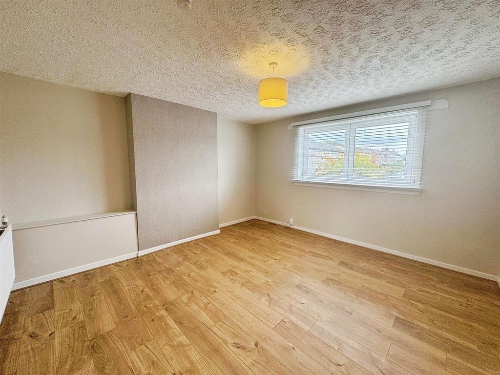 Property photo 2 of 17 2.Jpg