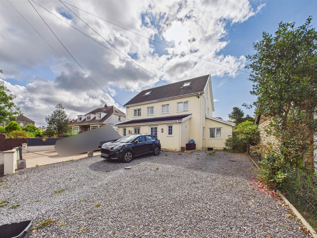 Property photo 1 of 13 Front 1.Jpg