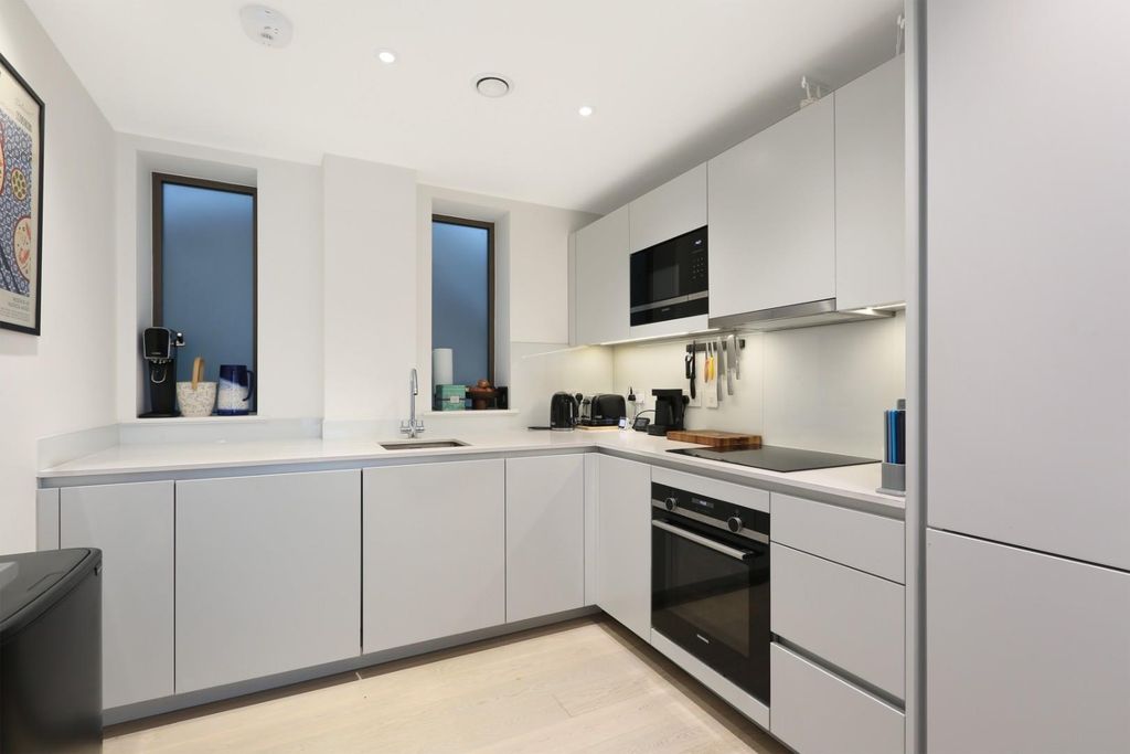 Property photo 2 of 12 Ach_1215.Jpg