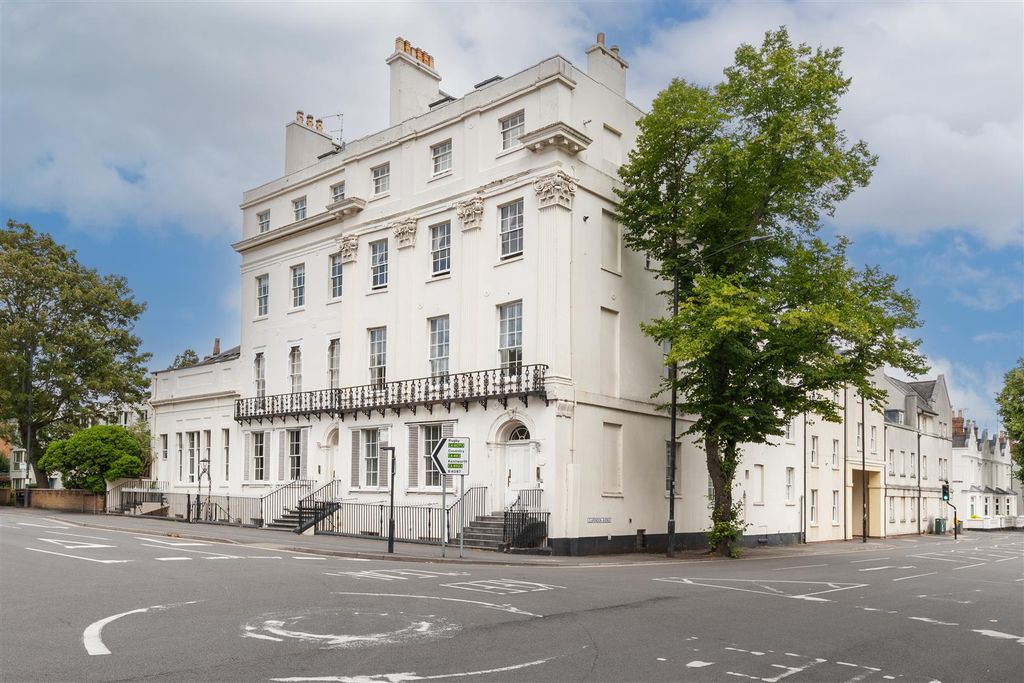 Property photo 2 of 30 P2016631-Hdr-Edit.Jpg