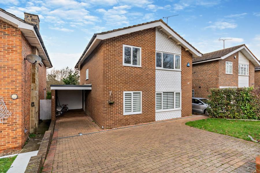 Property photo 1 of 9