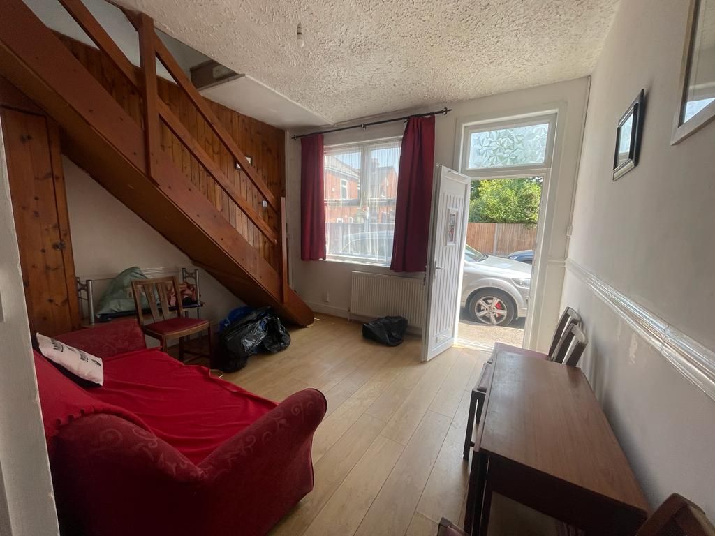 Property photo 3 of 9
