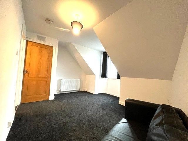 Property photo 3 of 7 Photo 3