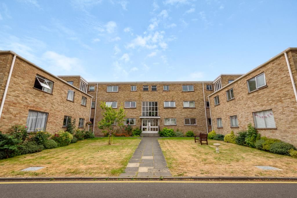 3 bed flat for sale Gosford