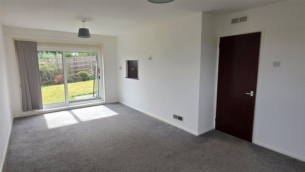 Property photo 2 of 11 Picture No. 02