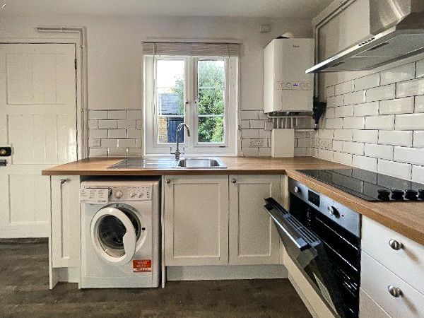 Property photo 3 of 11 Img