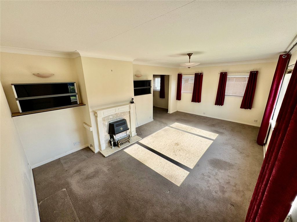 Property photo 2 of 17 Picture No. 76