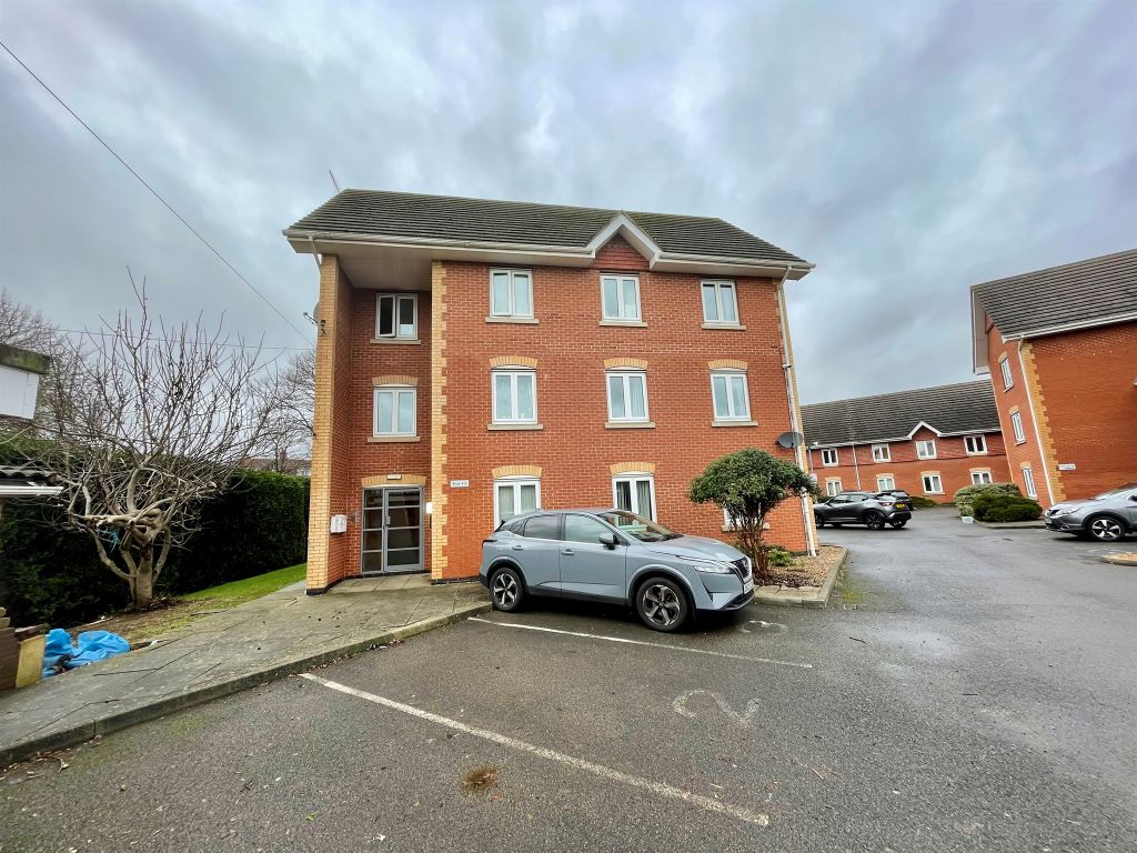 Property photo 1 of 6