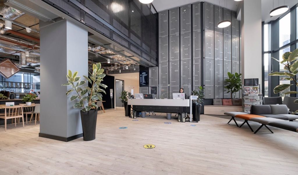 Property photo 3 of 17 Metro Building  Reception 2.Png