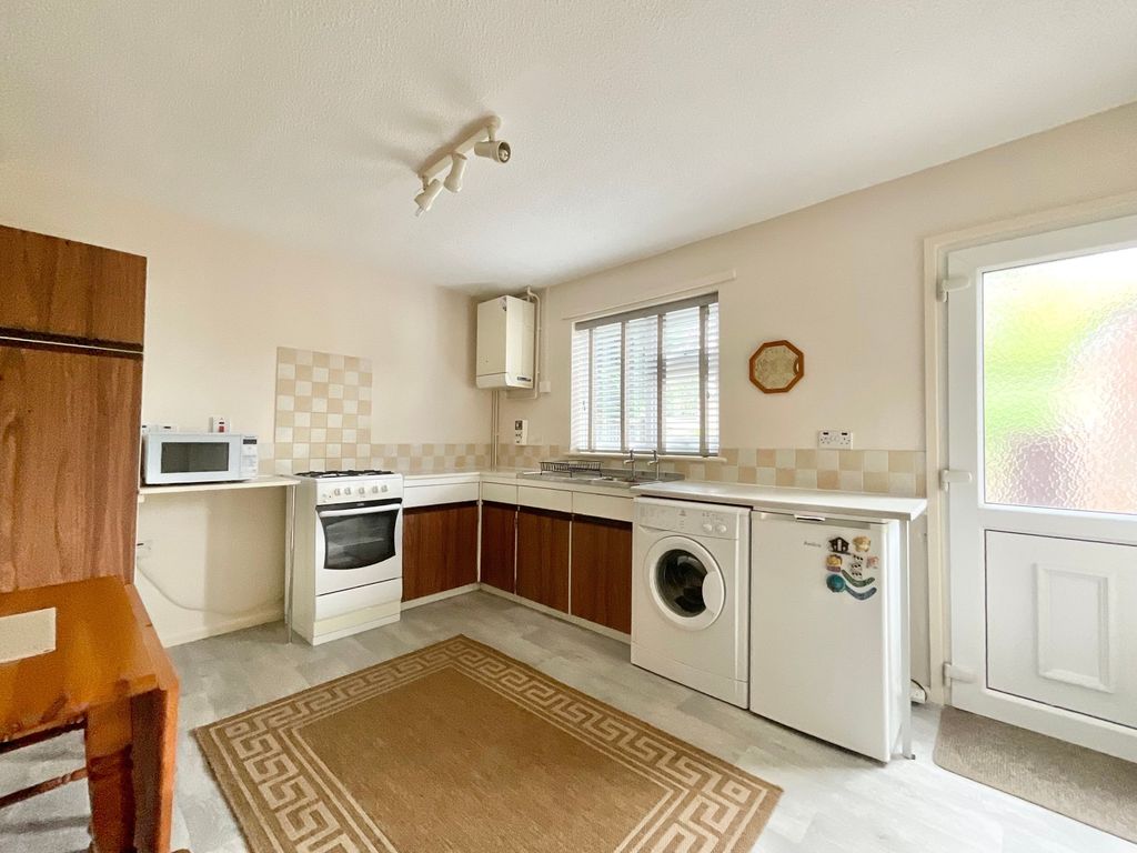 Property photo 3 of 13