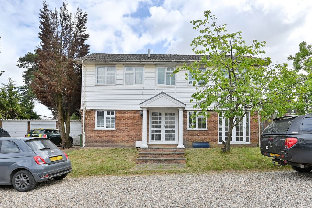 Property photo 1 of 11