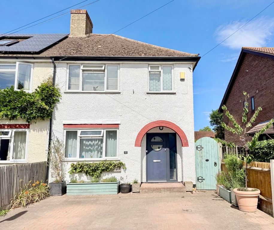4 bed semi-detached house for saleRead Road, Ashtead KT21