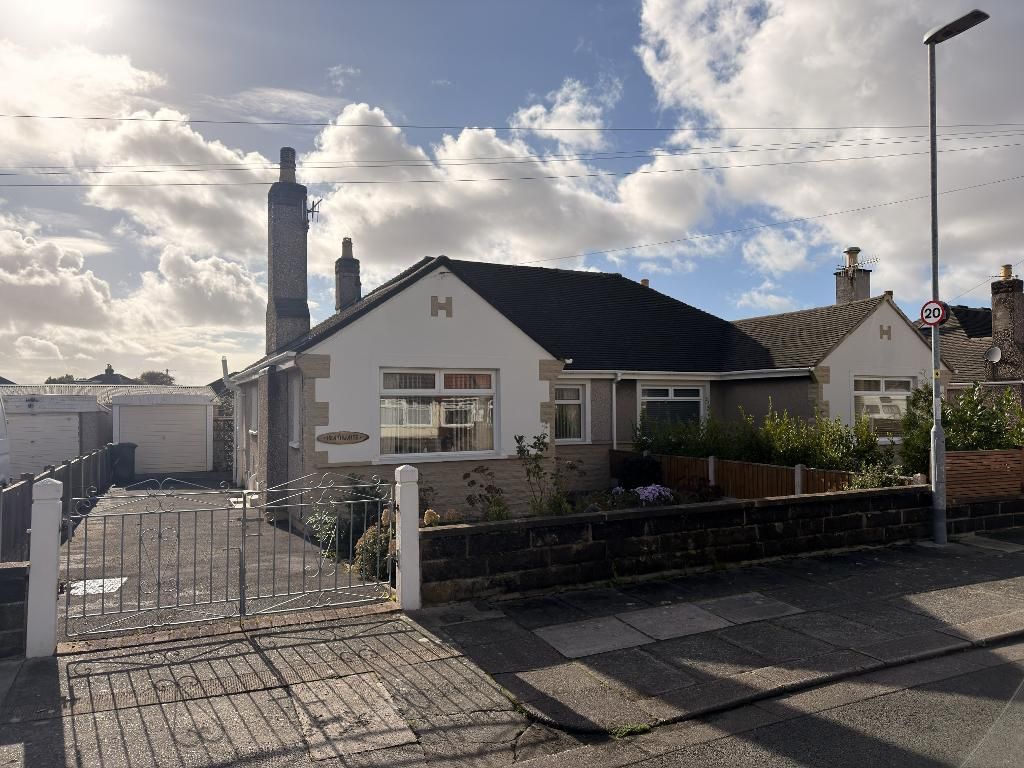 Property photo 1 of 13 External