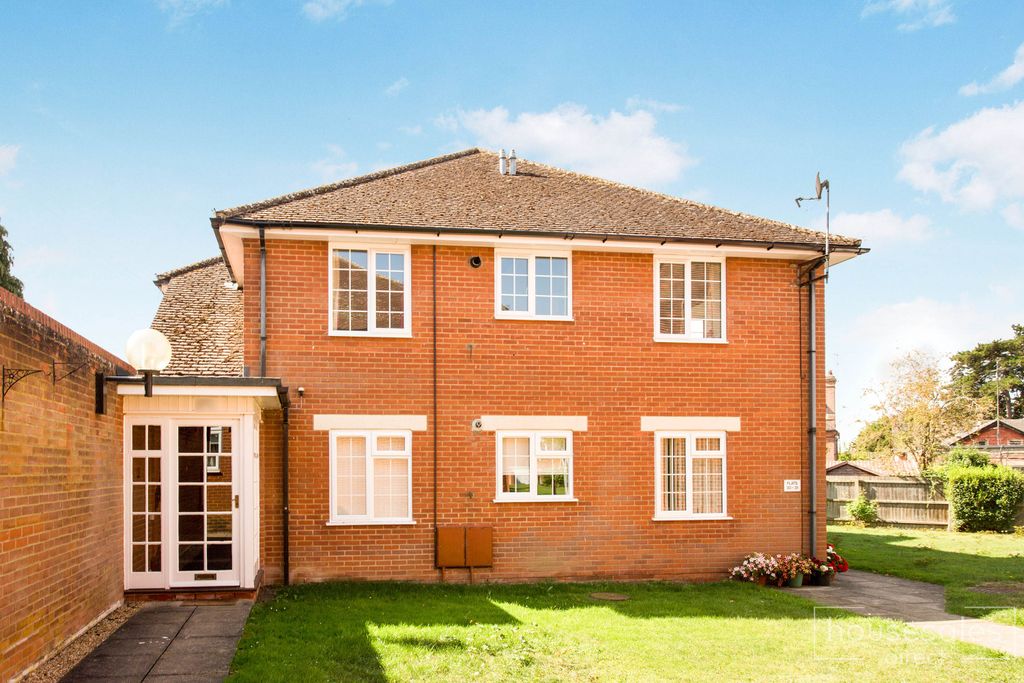 Property photo 1 of 10