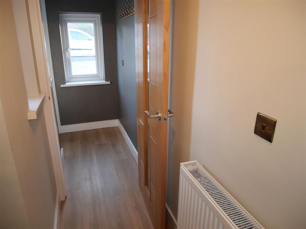 Property photo 2 of 28 P1000103.Jpg