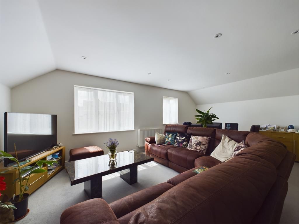 Property photo 2 of 5 Living Room