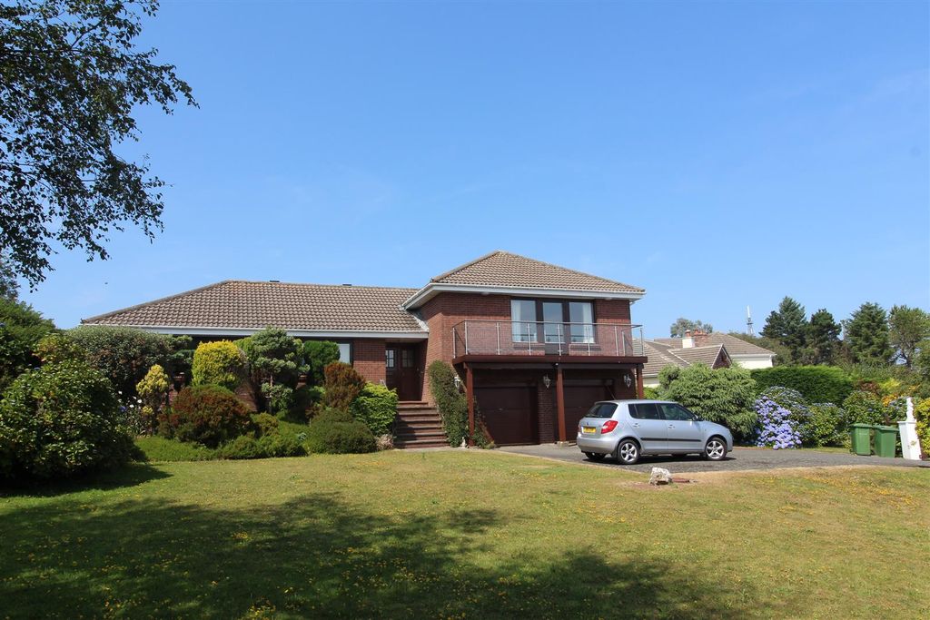 Property photo 1 of 16 3 Ballacollister Heights (8).Jpg