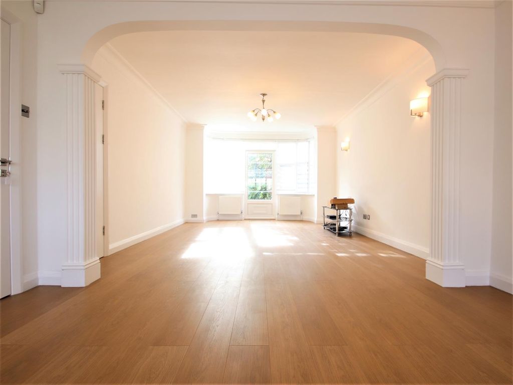 Property photo 3 of 21 Img_3973.Edi.Jpg