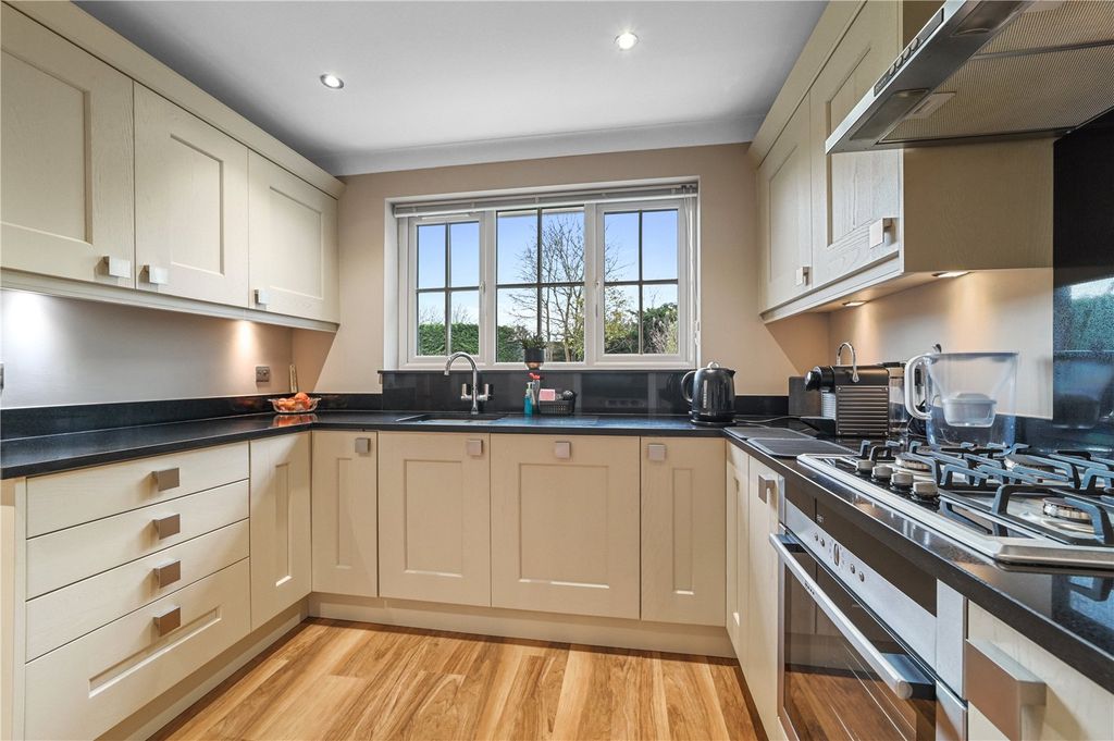 Additional image 9 of 4 bed detached house for saleMillhurst Mews, Old Harlow, Essex CM17