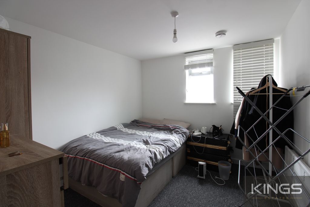 Property photo 1 of 4