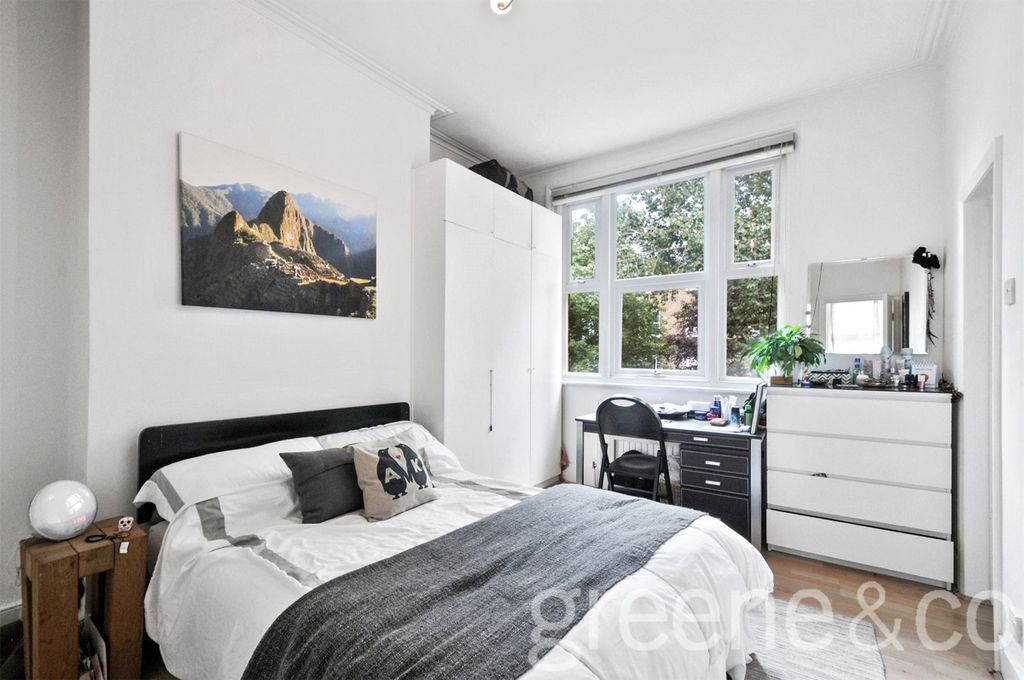 Property photo 2 of 7 1