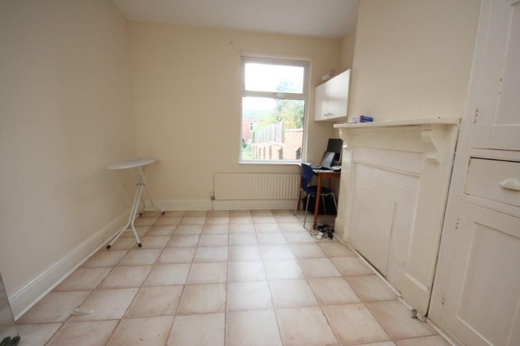 Property photo 3 of 9 Dining Room.Jpg