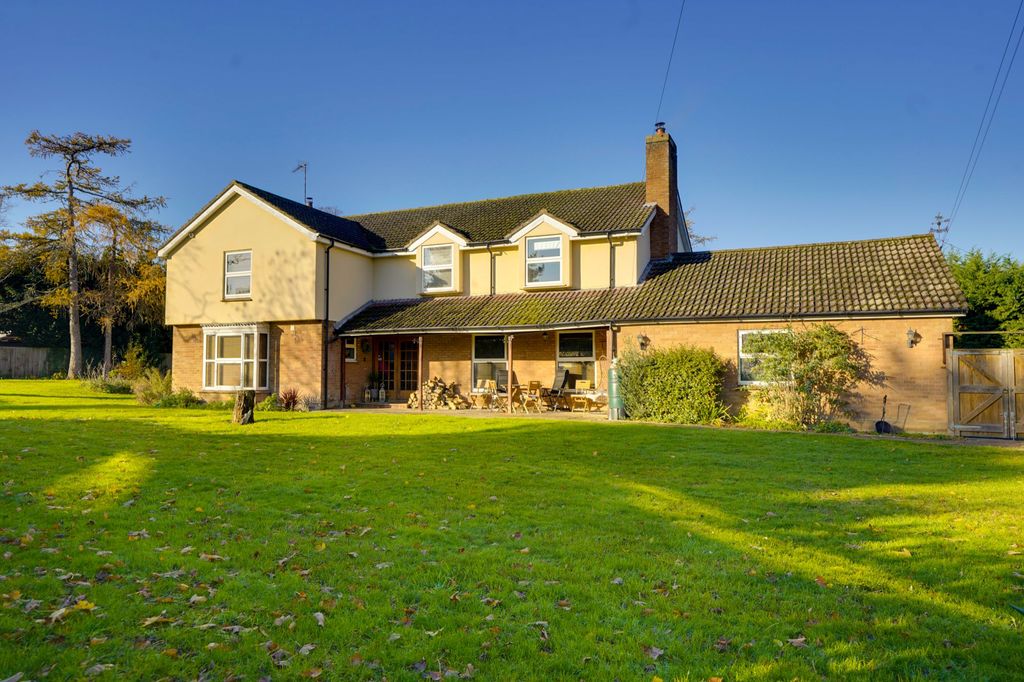 Property photo 1 of 42