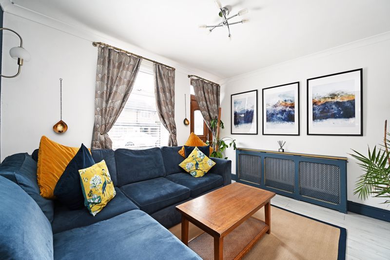 Property photo 3 of 35 Living Room