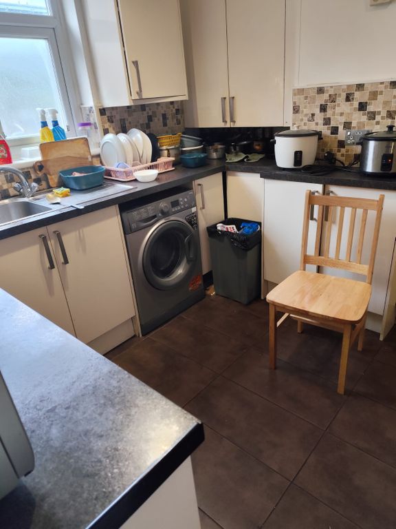 Property photo 2 of 3