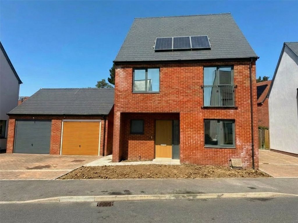 Property photo 1 of 11 Picture No. 32