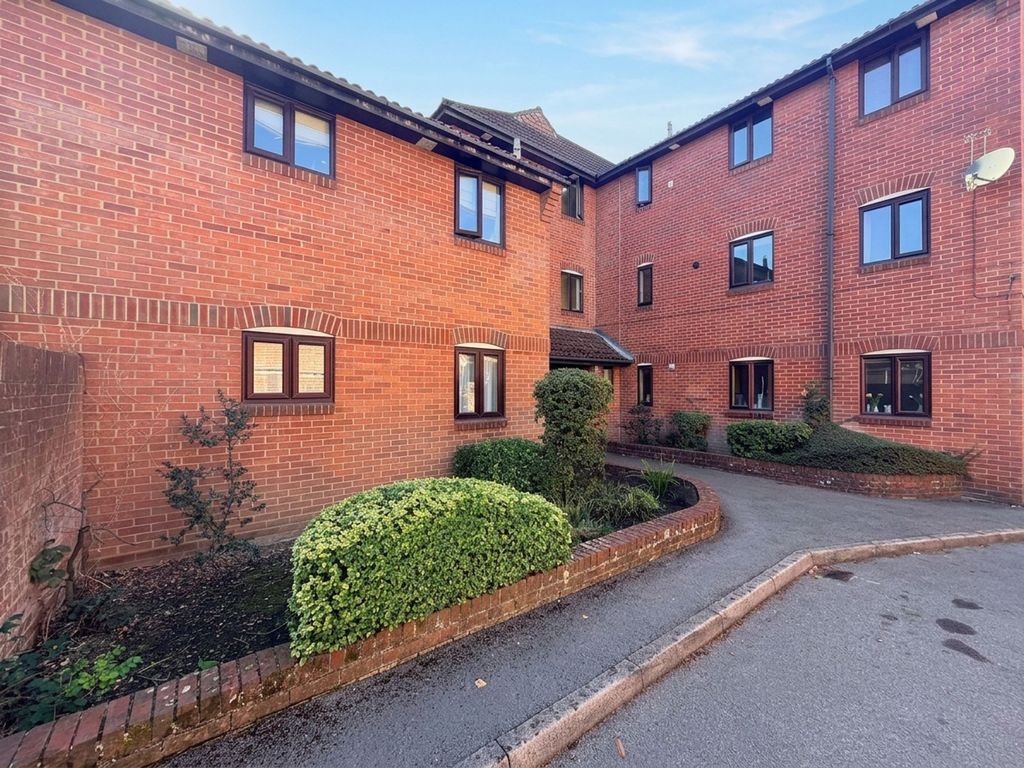 Property photo 1 of 14