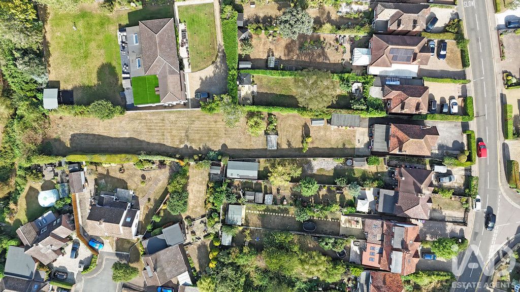 Property photo 3 of 31