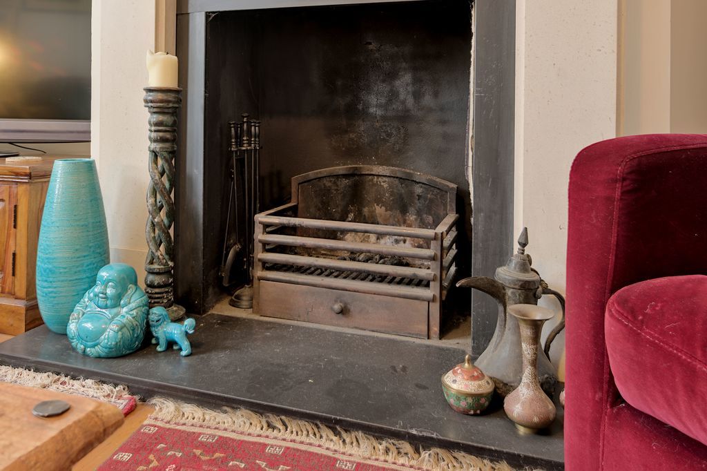 Property photo 3 of 15 Photo 24