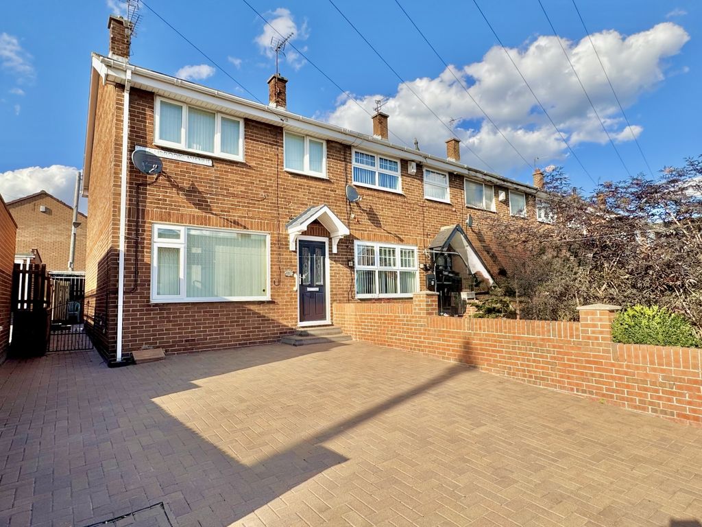 Property photo 1 of 14 Img_2743