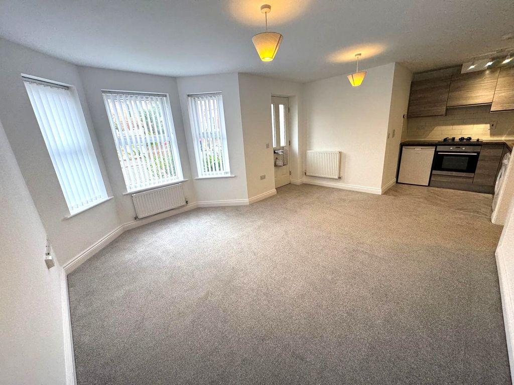Property photo 3 of 6