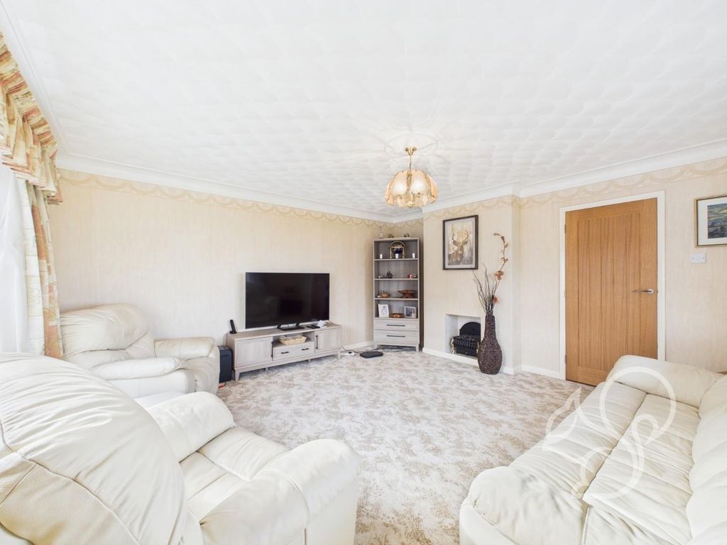 Property photo 2 of 30 Cam01659G0-Pr0341-Still013.Jpg