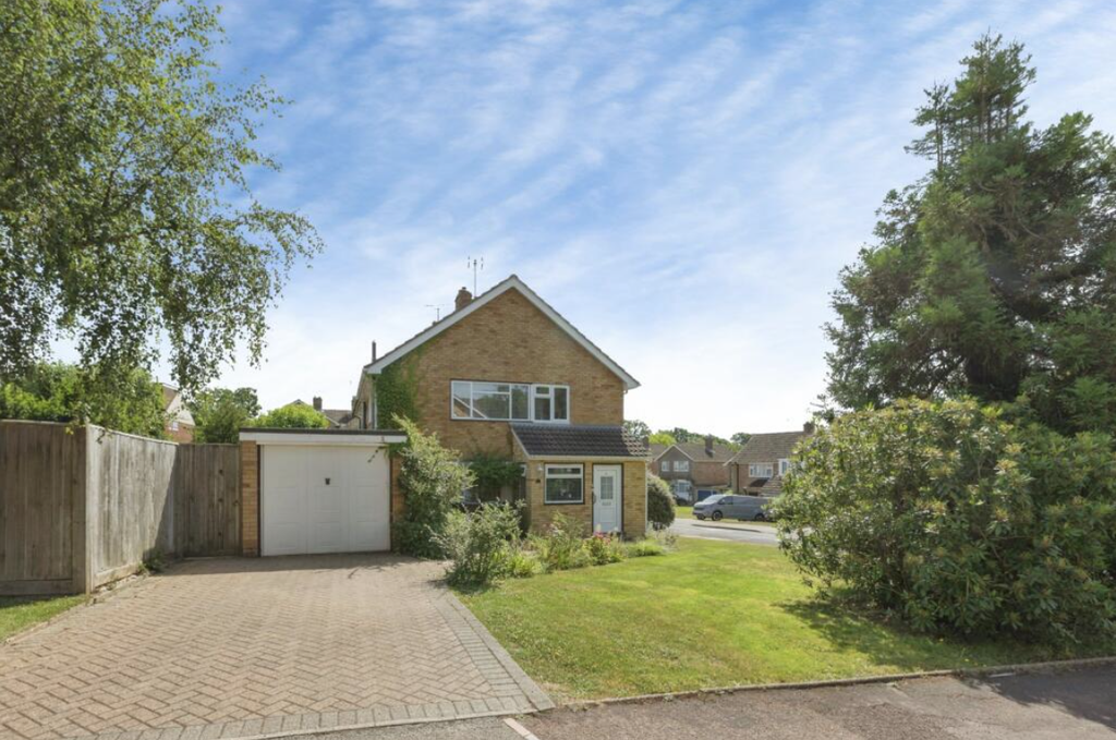 Property photo 1 of 16