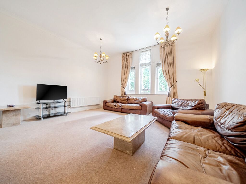 Property photo 3 of 23 1334740-7-6895Fbd...