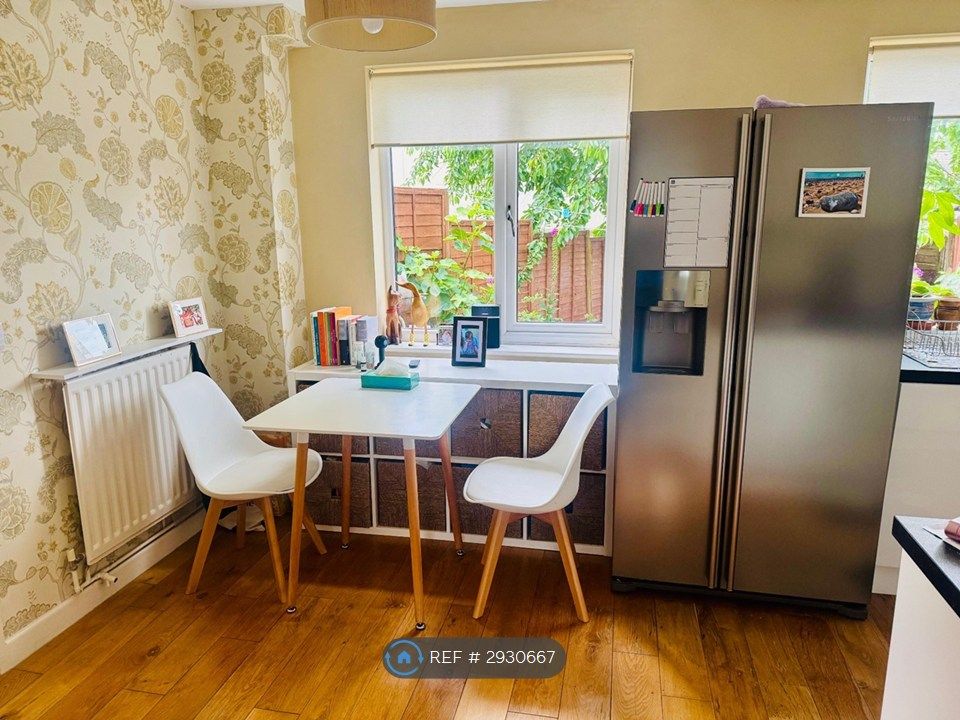 Property photo 1 of 28