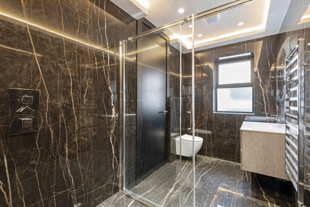 Additional image 18 of 5 bed detached house for saleThe Pipers Pipers Green Lane, Edgware HA8