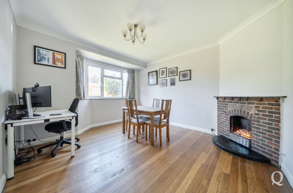 Property photo 2 of 29 1Afe688d-Ceba-49B...