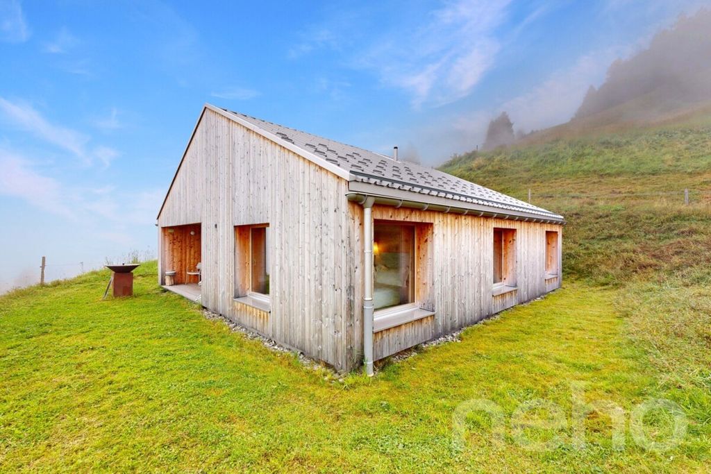 Property photo 1 of 4