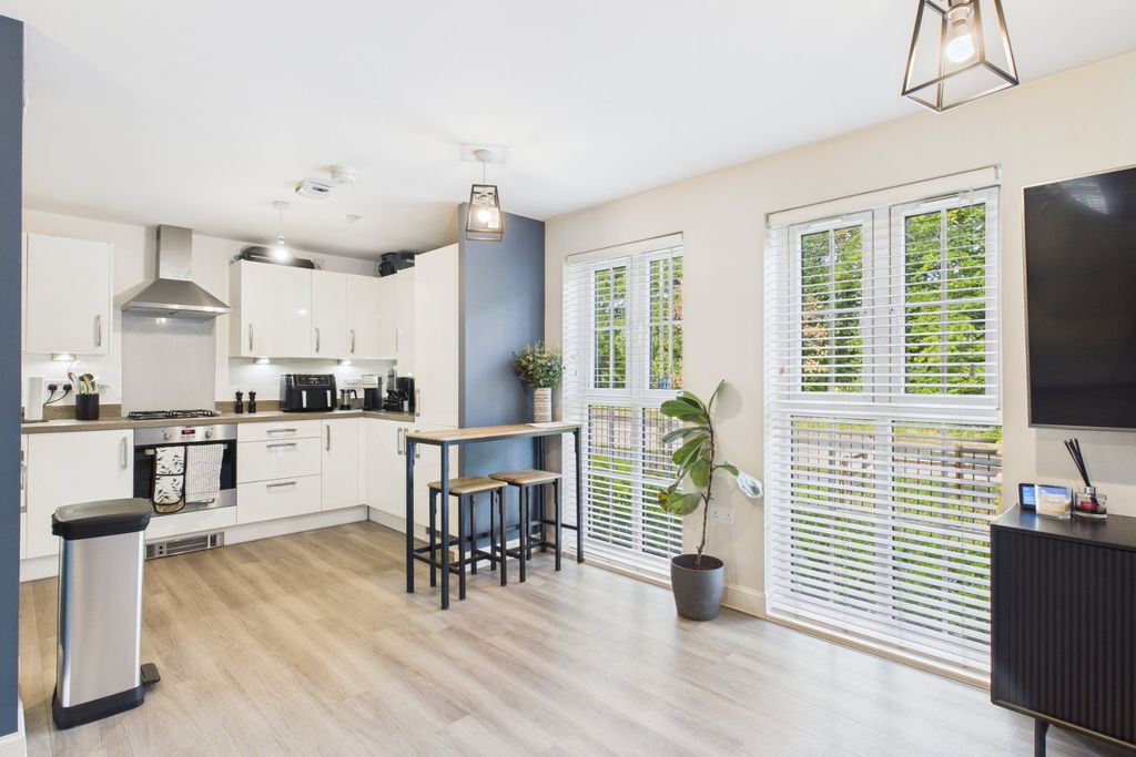 Property photo 1 of 8 Picture No. 05