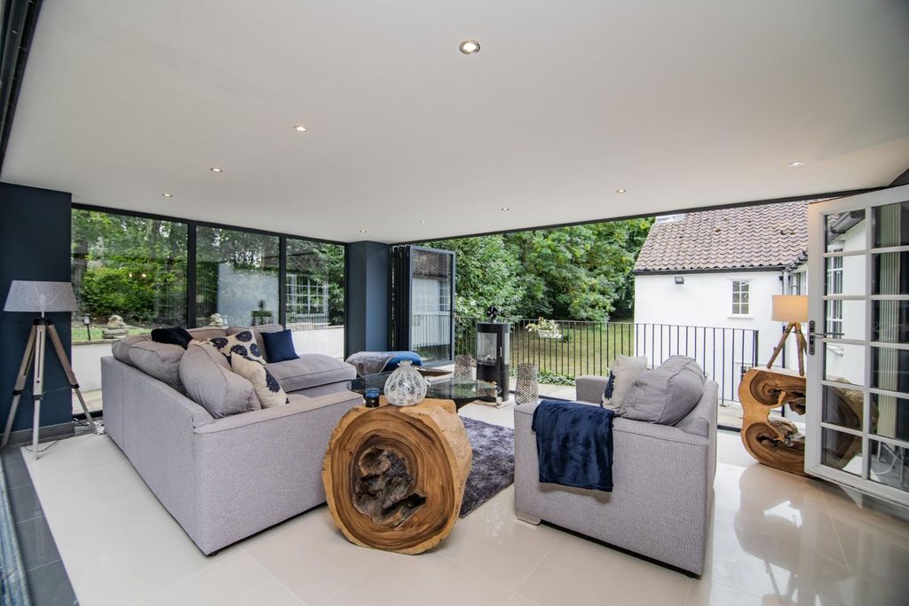 Property photo 2 of 20 Jac07643.Jpg