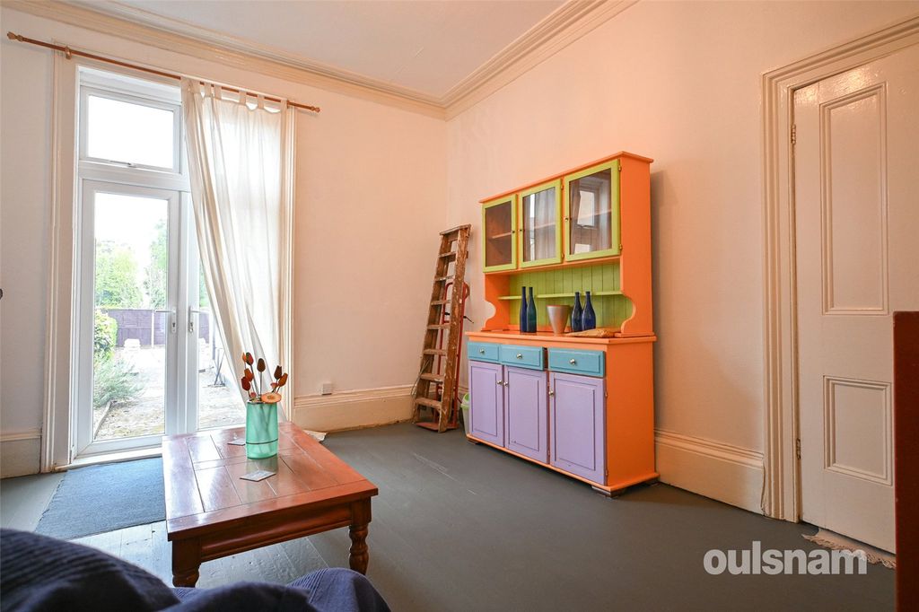 Property photo 2 of 35 Picture No. 03
