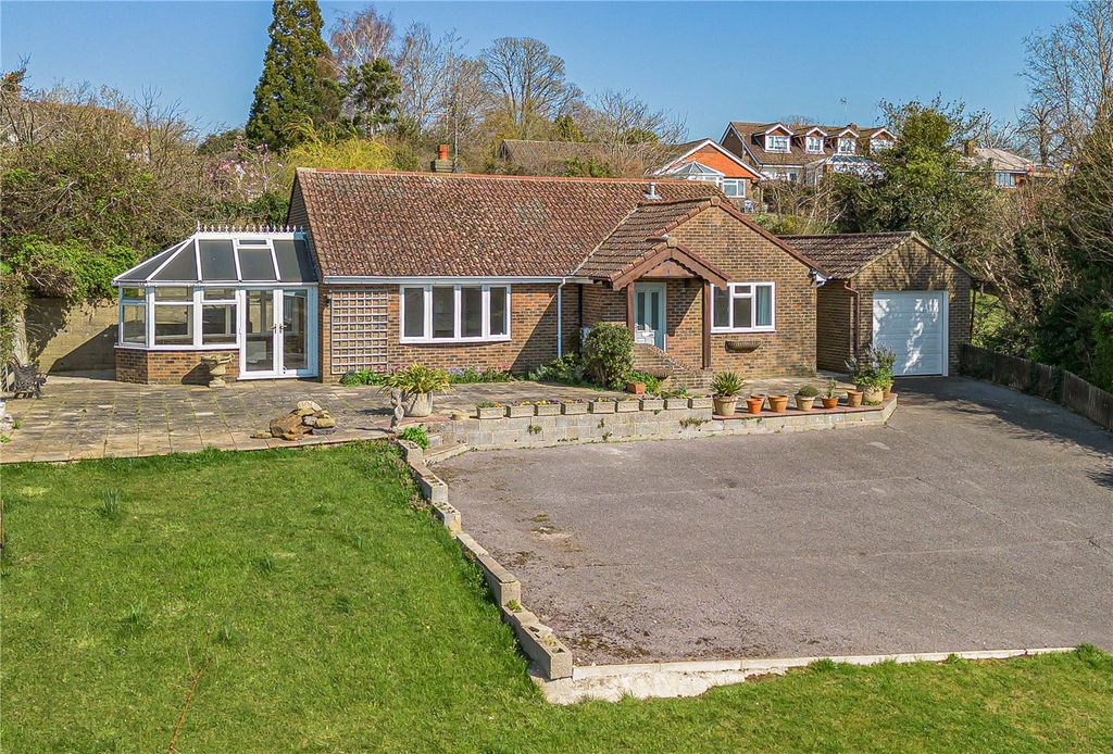 Property photo 1 of 17 Picture No. 61