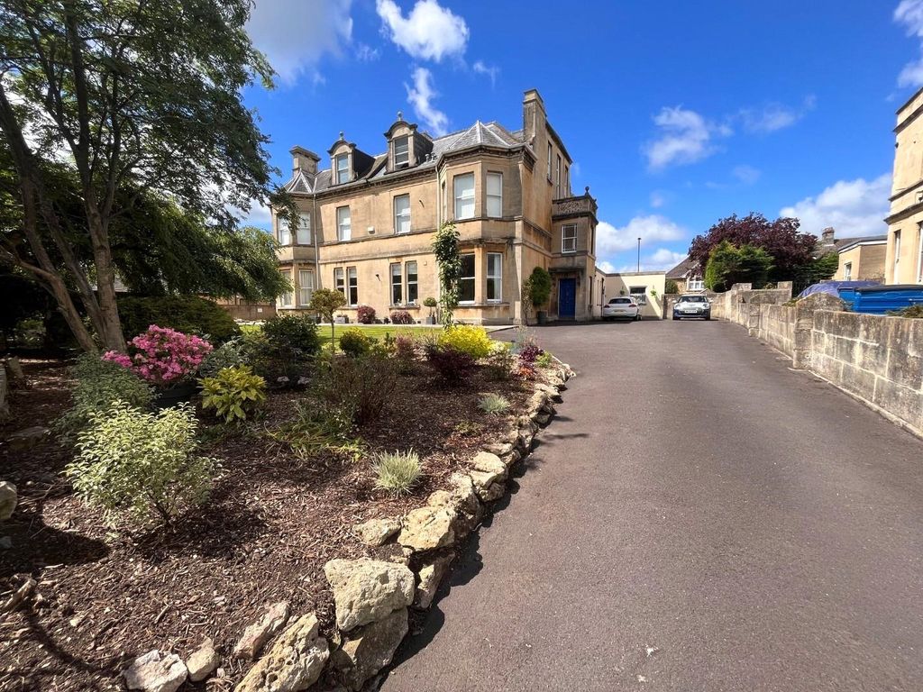 Property photo 1 of 11 Front.Jpg