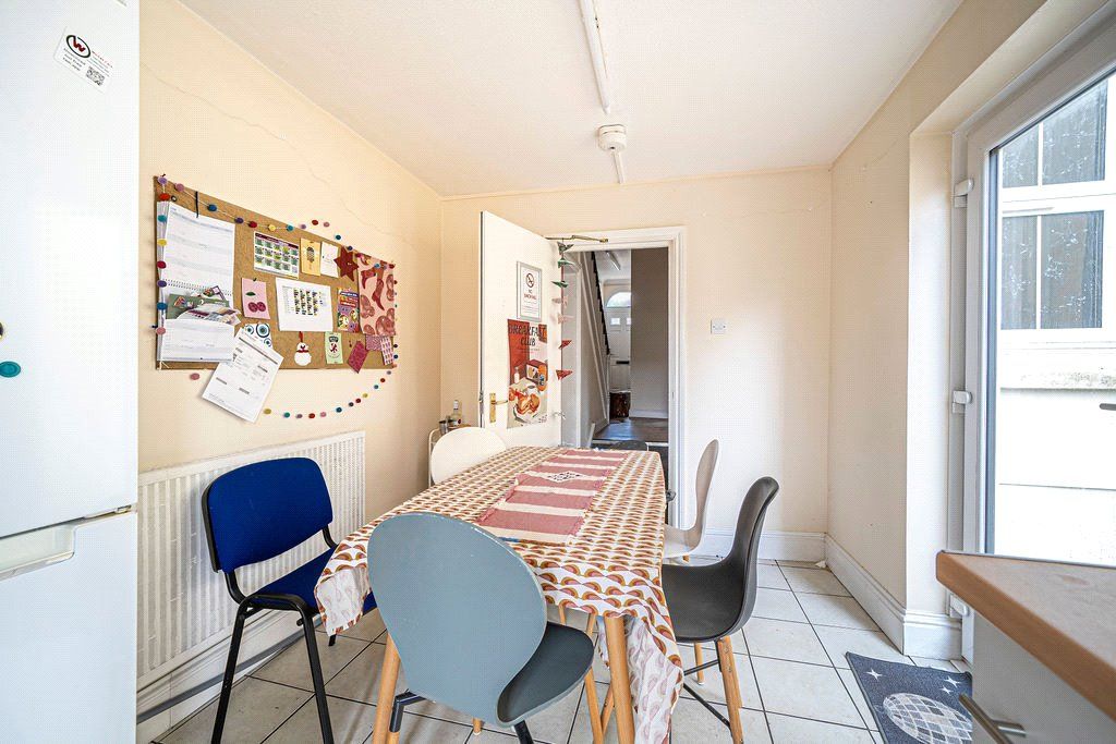 Property photo 3 of 9 Dining Area